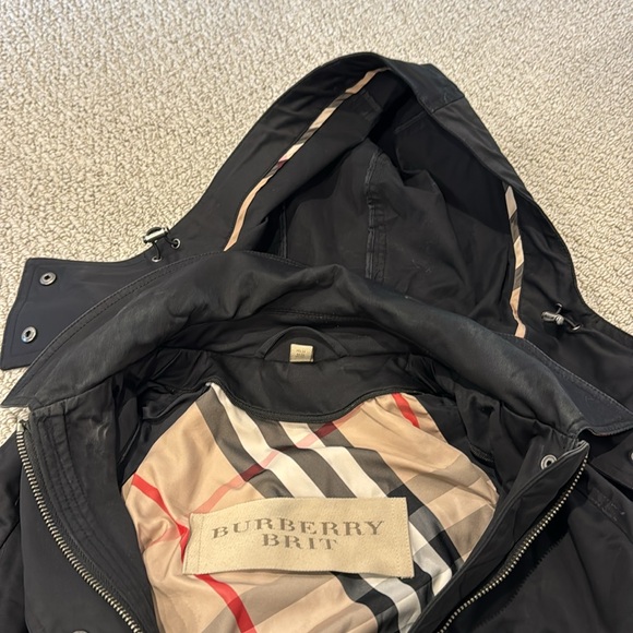 Burberry Jacket with Zip in extra layer - Picture 2 of 8